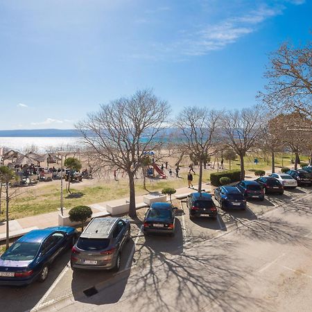 Sandy Beach Apartment Omiš Eksteriør billede