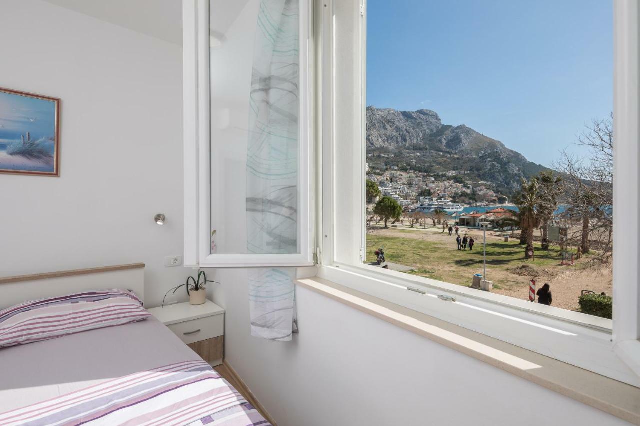 Sandy Beach Apartment Omiš Eksteriør billede