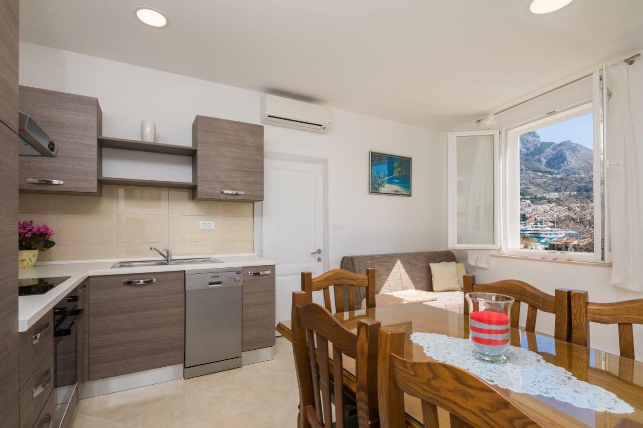 Sandy Beach Apartment Omiš Eksteriør billede