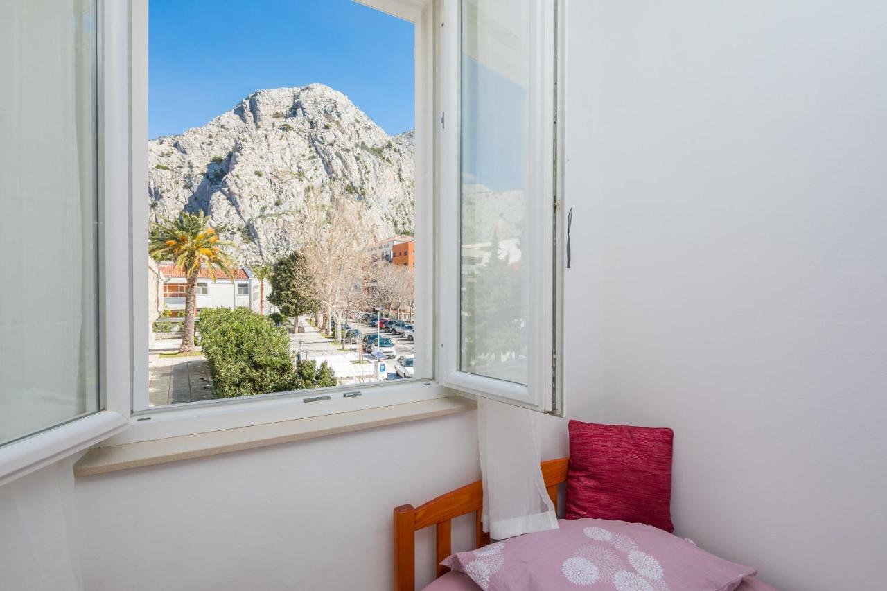 Sandy Beach Apartment Omiš Eksteriør billede